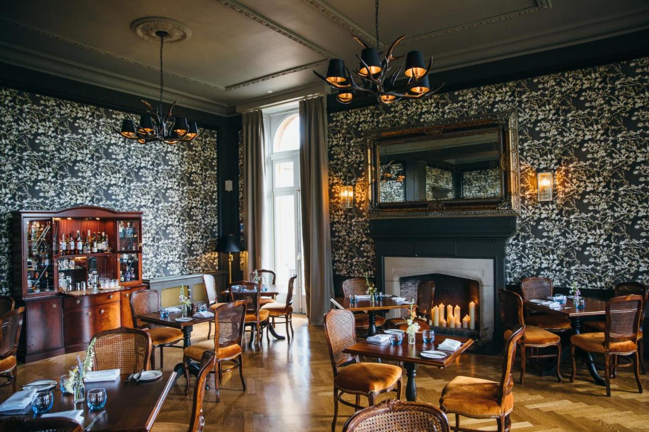 Гостевой дом Cornhill Castle Биггар Экстерьер фото